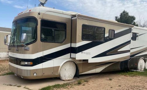 2000 Holiday Rambler Navigator 42DSS