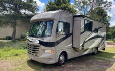 used mini travel trailers